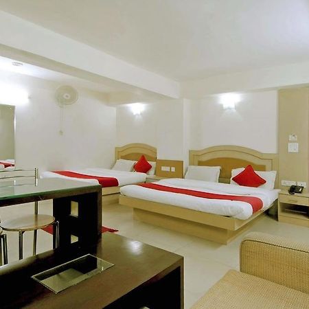 Hotel Durga International New Delhi Eksteriør bilde