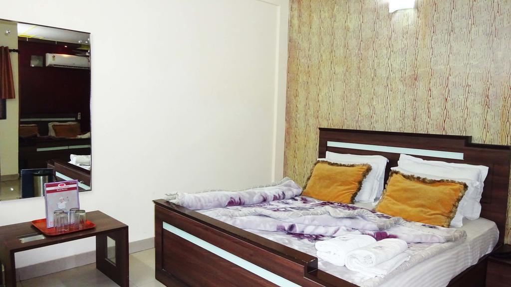 Hotel Durga International New Delhi Eksteriør bilde
